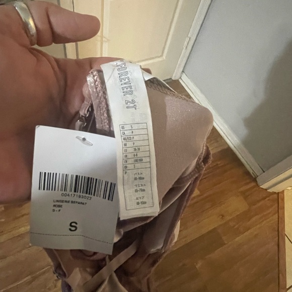 Forever 21 Satin Lace Trim Chemise - Mauve bodysuit - Picture 3 of 3